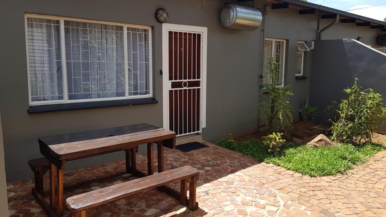 Accommodation@Park1285 Pretoria-Noord Exterior foto
